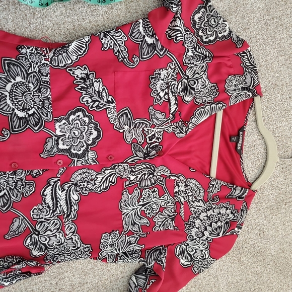 Express dress with slit - Picture 3 of 5